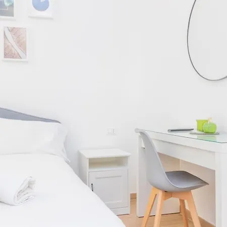 Comfortable In The Center Of * Turín