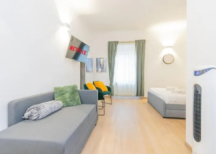 Comfortable In The Center Of Apartament Turyn