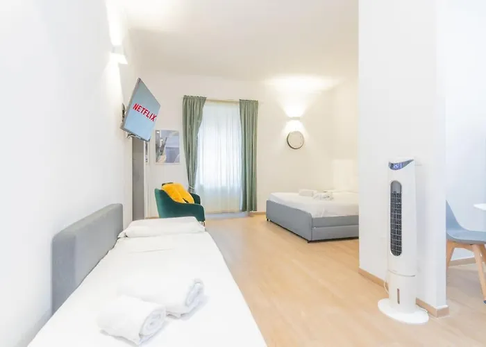 Comfortable In The Center Of Apartment *